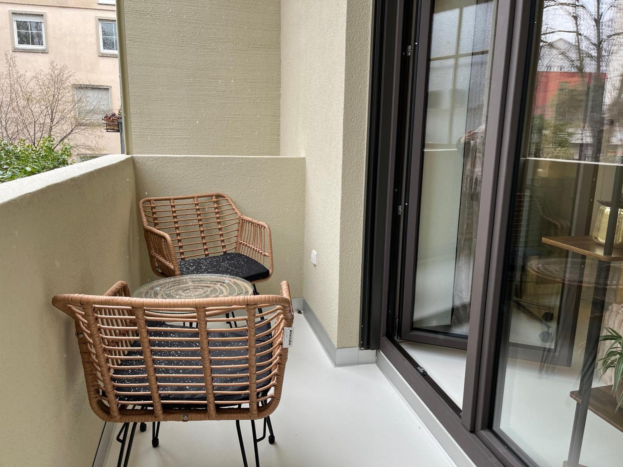 Stuttgart Lux Living - Stilvolles Wohnen Im Zentrum Estugarda Exterior foto