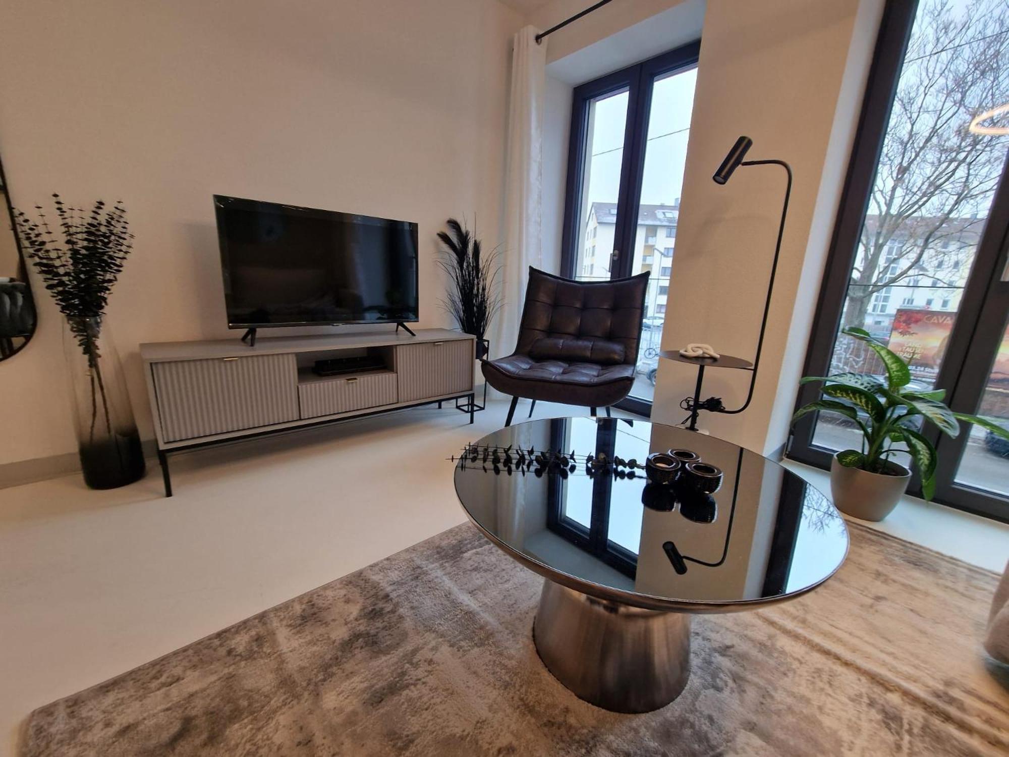 Stuttgart Lux Living - Stilvolles Wohnen Im Zentrum Estugarda Quarto foto