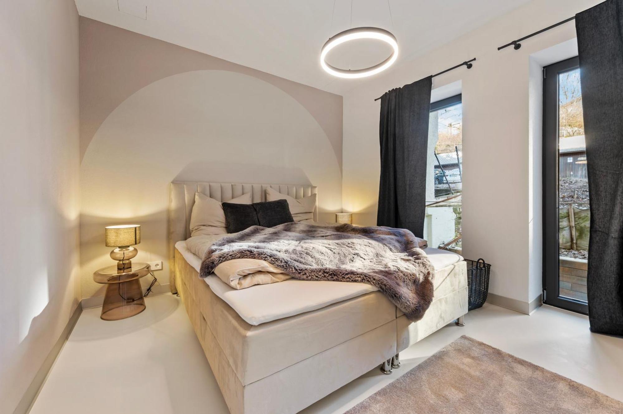 Stuttgart Lux Living - Stilvolles Wohnen Im Zentrum Estugarda Exterior foto