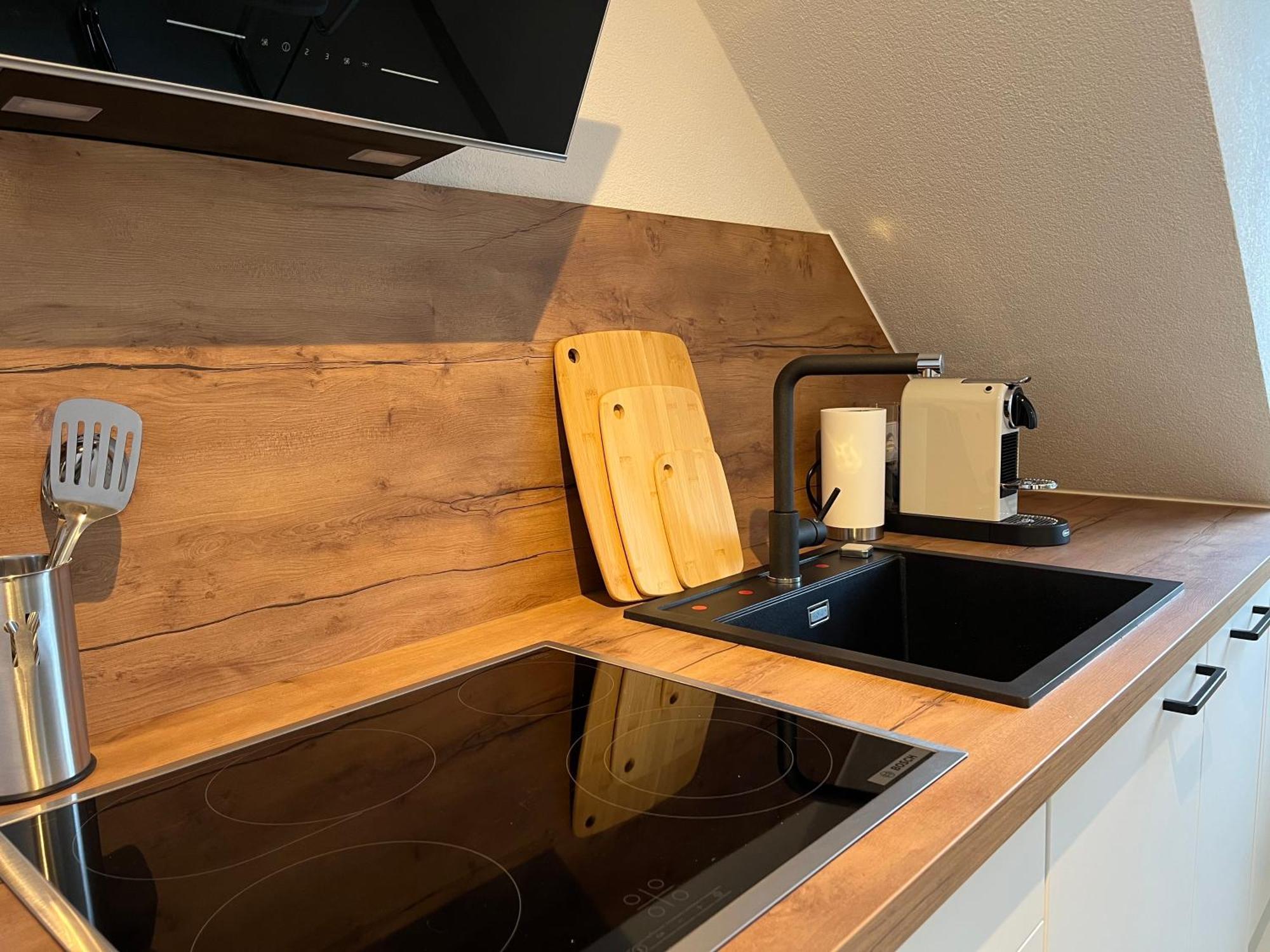 Stuttgart Lux Living - Stilvolles Wohnen Im Zentrum Estugarda Quarto foto